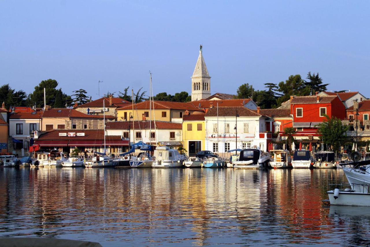 Apartments With A Swimming Pool Novigrad - 7078 Exterior foto