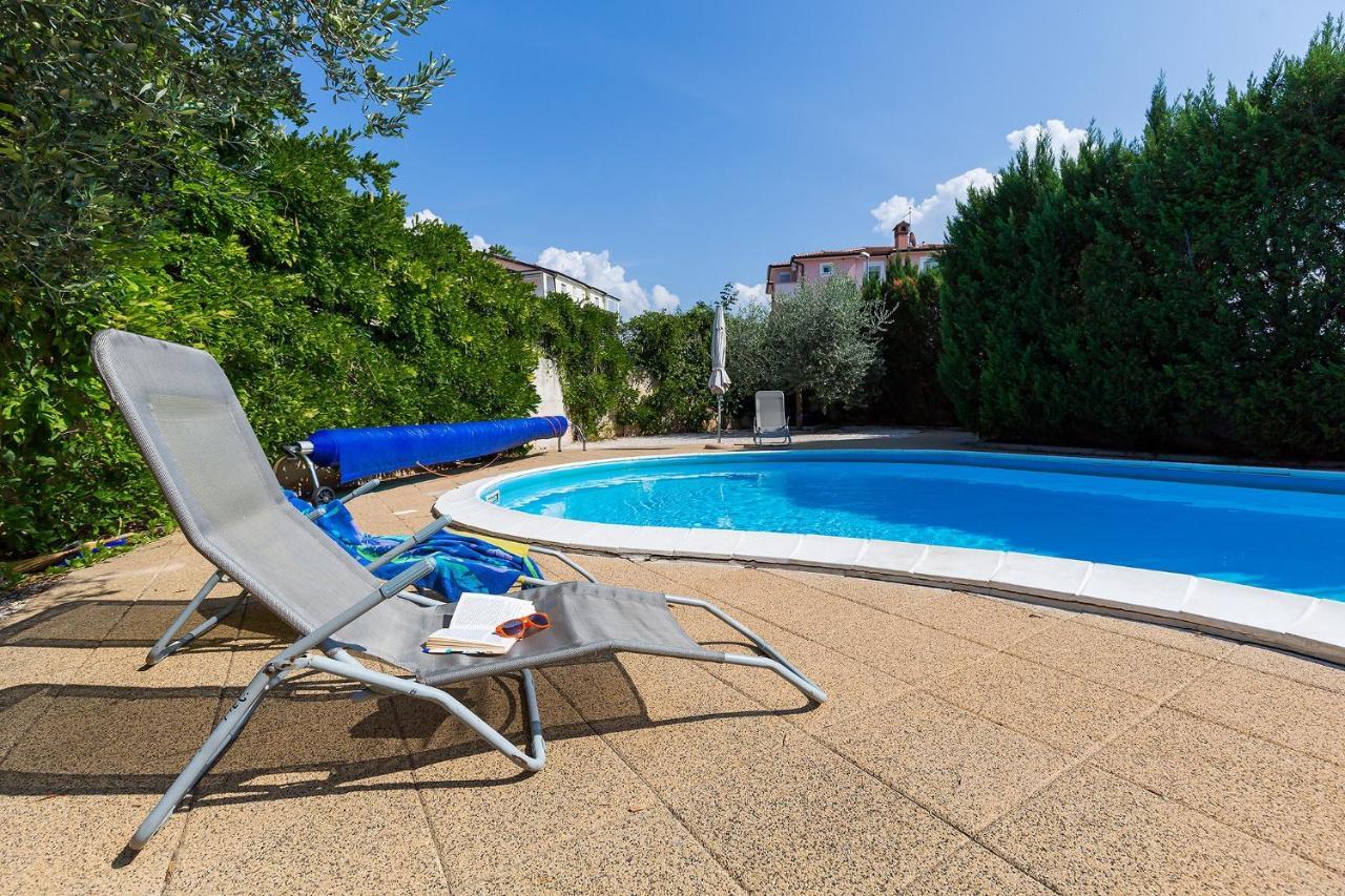 Apartments With A Swimming Pool Novigrad - 7078 Exterior foto
